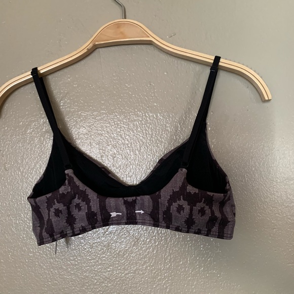 The upside sports bra - Picture 2 of 5